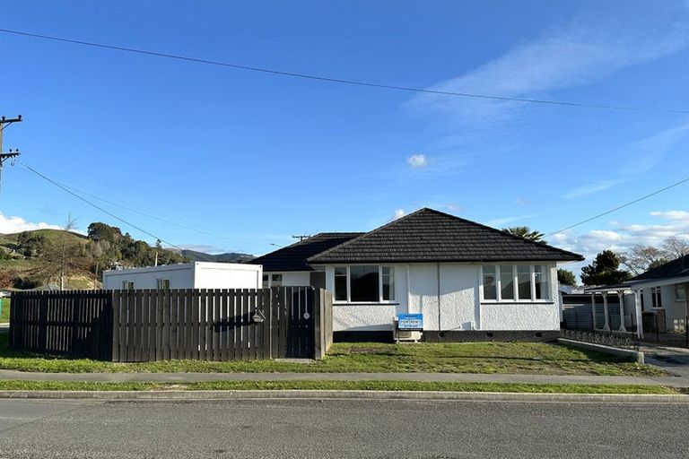 Photo of property in 56 Polstead Road, Stoke, Nelson, 7011