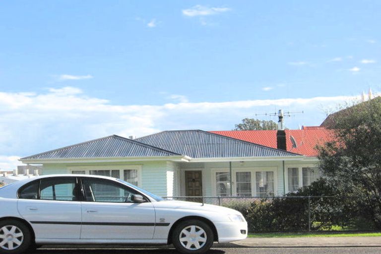 Photo of property in 615 Mackay Street, Thames, 3500