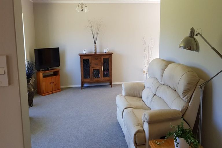Photo of property in 4 Alley Place, Taradale, Napier, 4112
