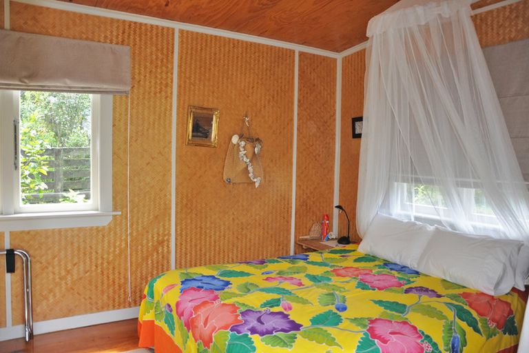 Photo of property in 22 Kendale Drive, Leigh, 0985