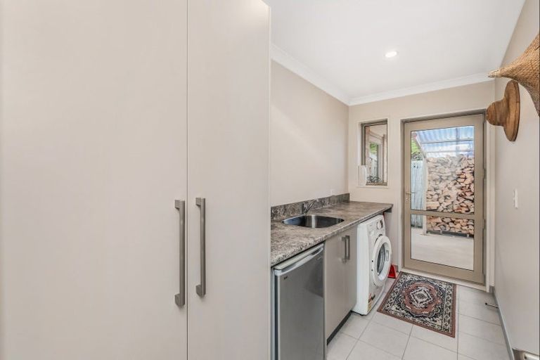 Photo of property in 72 Rotherham Drive, West Melton, 7618