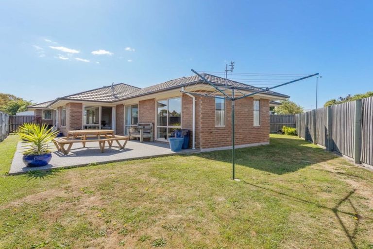 Photo of property in 157a Wainoni Road, Avondale, Christchurch, 8061