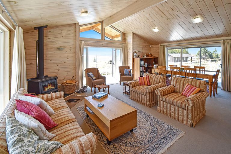 Photo of property in 116 Ohau Drive, Lake Ohau, Twizel, 9412