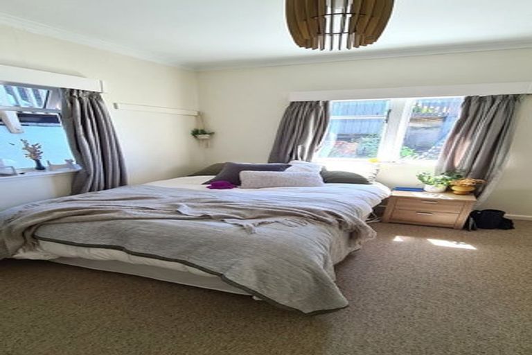 Photo of property in 122 Grafton Road, Roseneath, Wellington, 6011