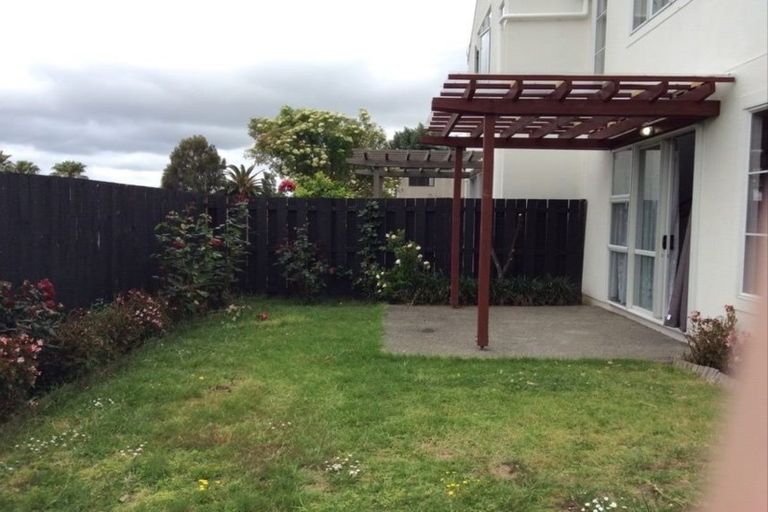 Photo of property in 10 Asics Drive, Favona, Auckland, 2024