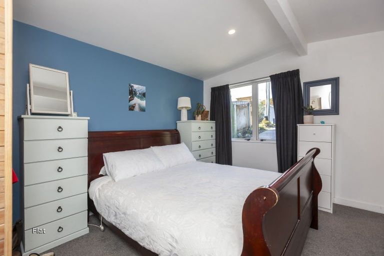 Photo of property in 16 Ruru Road, Otaihanga, Paraparaumu, 5036