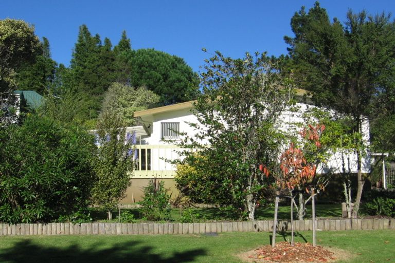 Photo of property in 18 Annison Avenue, Glen Eden, Auckland, 0602