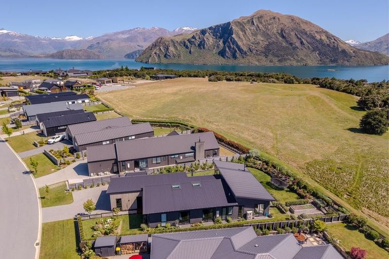 Photo of property in 87a Infinity Drive, Wanaka, 9305