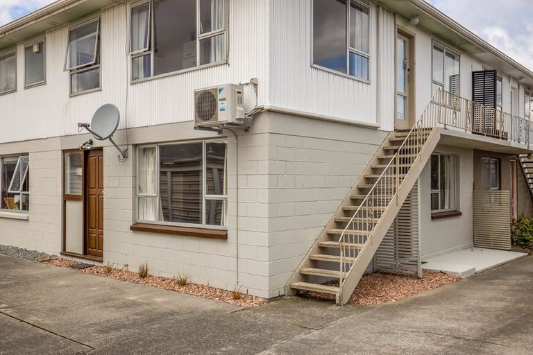 Photo of property in 2/73 Clare Road, St Albans, Christchurch, 8014