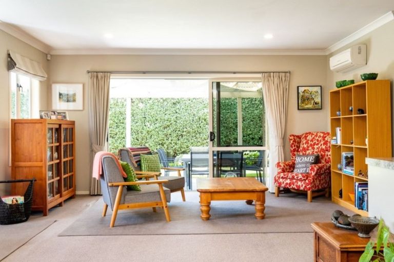 Photo of property in 71 Russell Robertson Drive, Havelock North, 4130