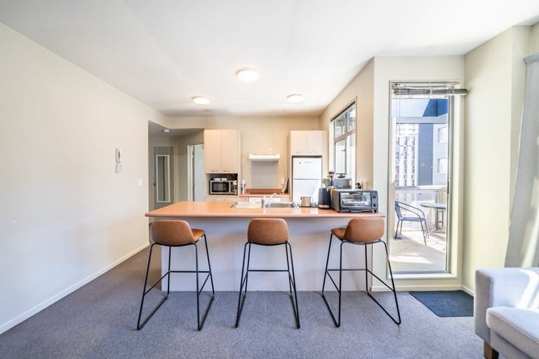 Photo of property in Dixon Towers, 10/115 Dixon Street, Te Aro, Wellington, 6011