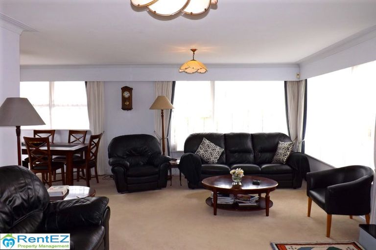 Photo of property in 36 Marlborough Avenue, Glenfield, Auckland, 0629