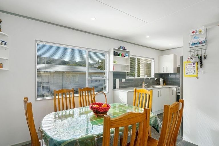 Photo of property in 31 Stockdale Street, Wainuiomata, Lower Hutt, 5014