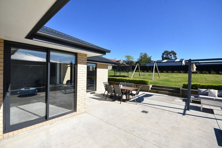 Photo of property in 48 Heathfield Drive, Mosgiel, 9024