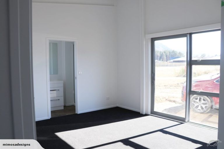 Photo of property in 29 Dingle Street, Lake Hawea, Wanaka, 9382