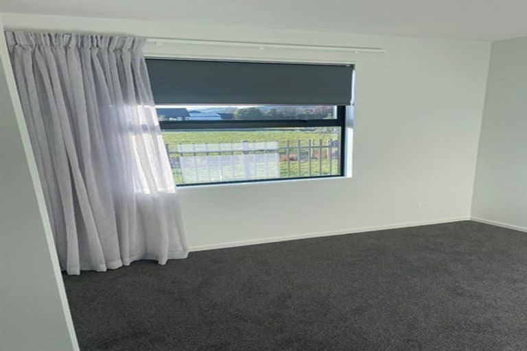 Photo of property in 6 Riroriro Lane, Halswell, Christchurch, 8025