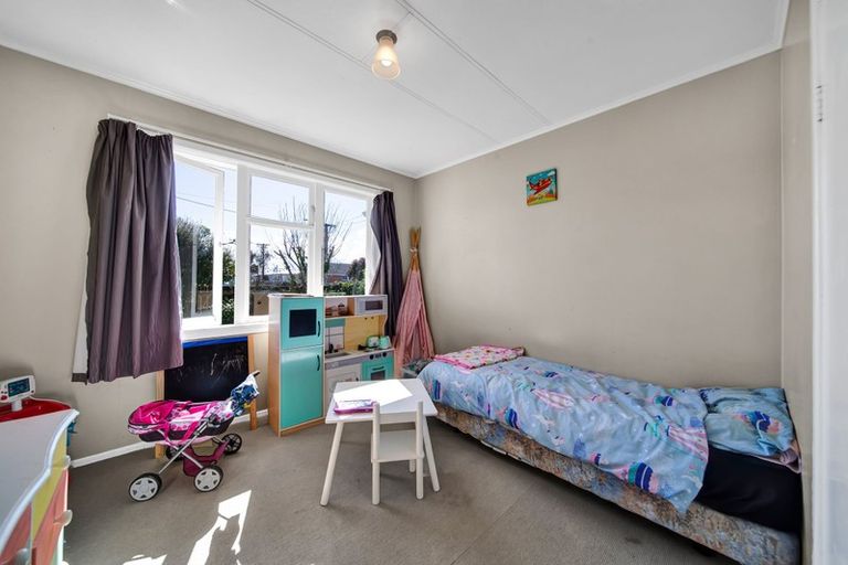 Photo of property in 8 Reid Avenue, Hawera, 4610