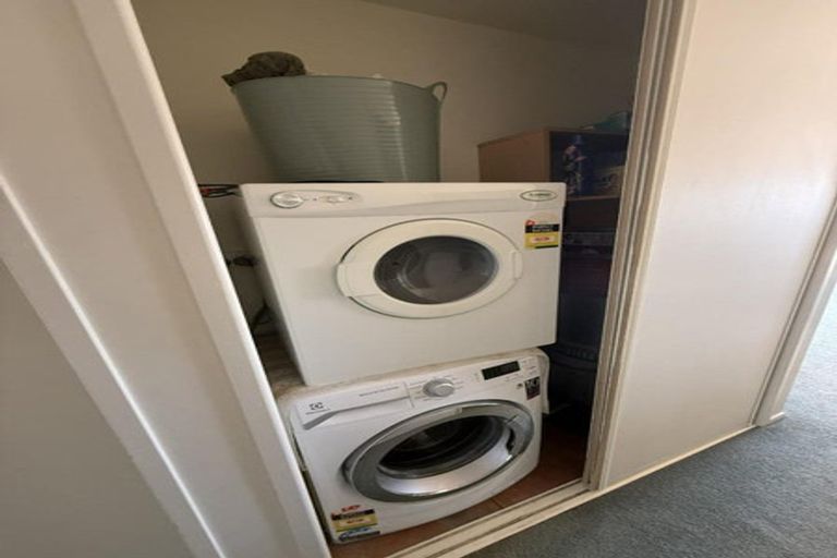 Photo of property in 33a Florence Avenue, Orewa, 0931