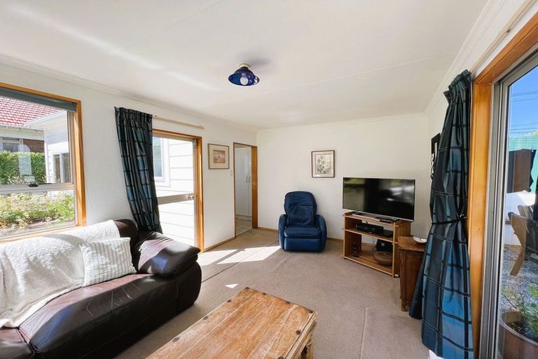 Photo of property in 6 Bernard Street, Kenmure, Dunedin, 9011