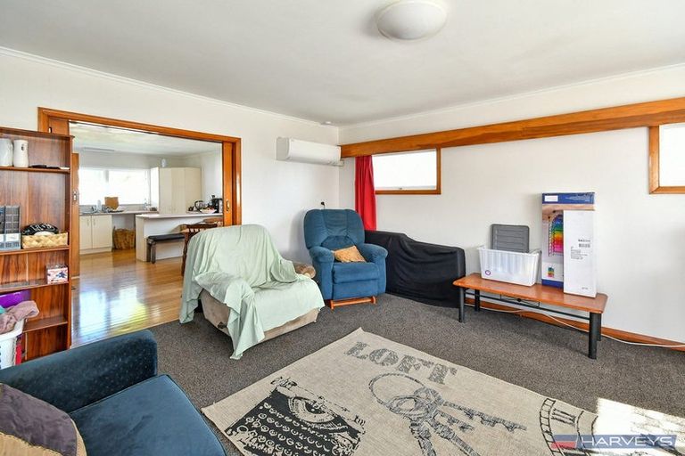 Photo of property in 10 Edmund Hillary Avenue, Papakura, 2110