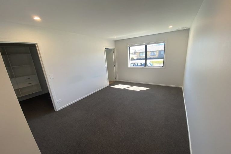 Photo of property in 35 Silver Street, Lower Shotover, Queenstown, 9304