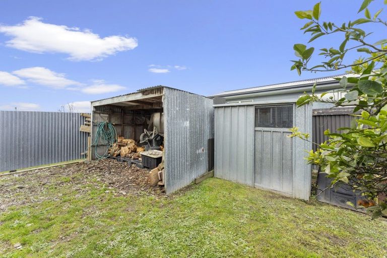 Photo of property in 12 Pembroke Street, Highbury, Palmerston North, 4412