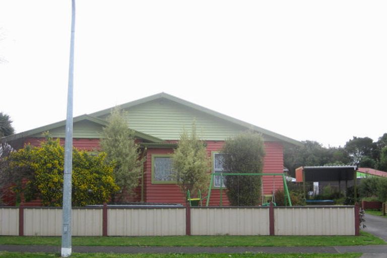 Photo of property in 4 Hamua Place, Waitara, 4320