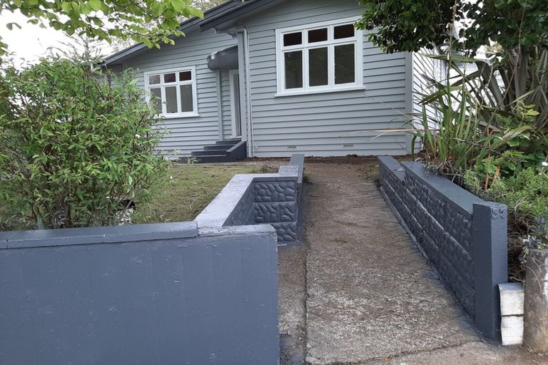 Photo of property in 329 Kihikihi Road, Te Awamutu, 3800