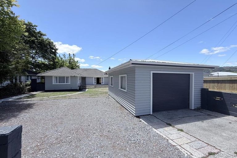 Photo of property in 80 Fraser Street, Wainuiomata, Lower Hutt, 5014