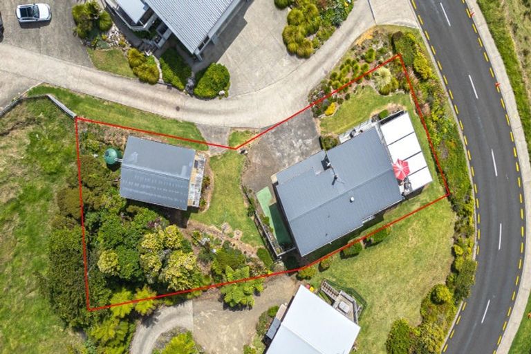 Photo of property in 65 Grange Road, Hahei, Whitianga, 3591