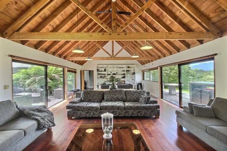 Photo of property in 1946 Arnold Valley Road, Moana, Dobson, 7872