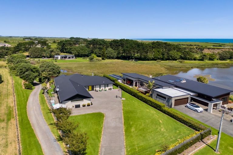 Photo of property in 6 Aytoun Street, Opunake, 4616