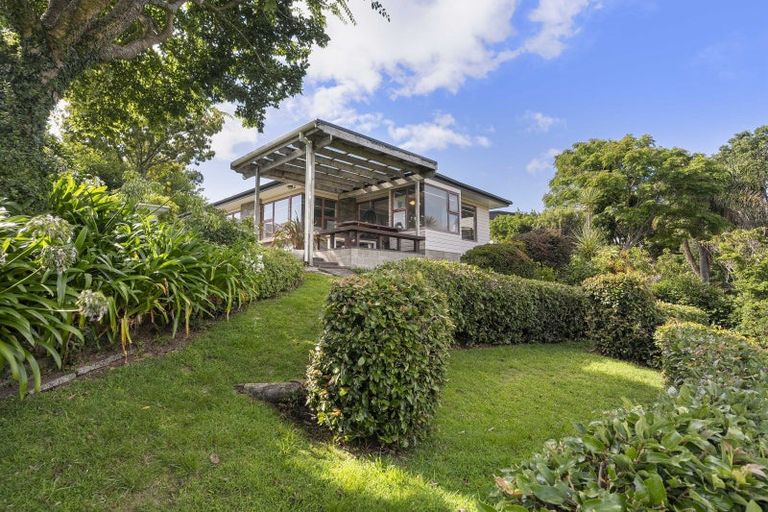 Photo of property in 106 Whitby Place, Whangamata, 3620