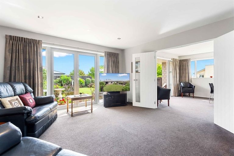 Photo of property in 7 Seaward Street, Pegasus, 7612