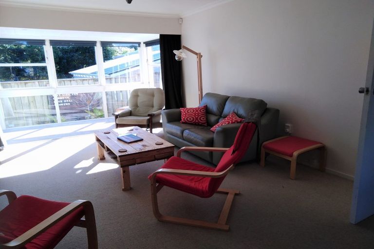Photo of property in 2a Leybourne Avenue, Waikanae, 5036