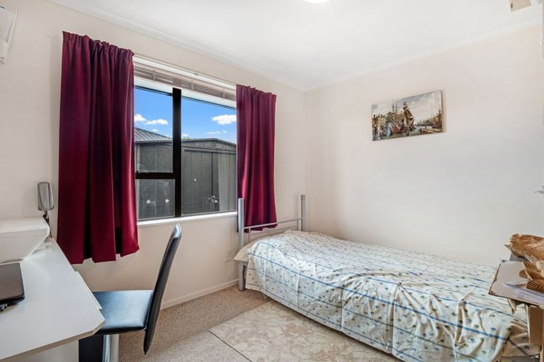 Photo of property in 2 Canon Stack Place, Kaiapoi, 7630