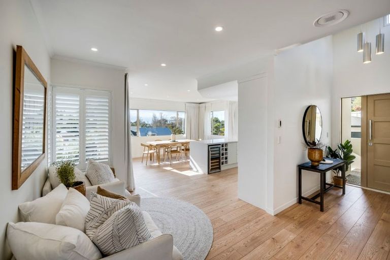 Photo of property in 6 Burbury Ridge, Havelock North, 4130