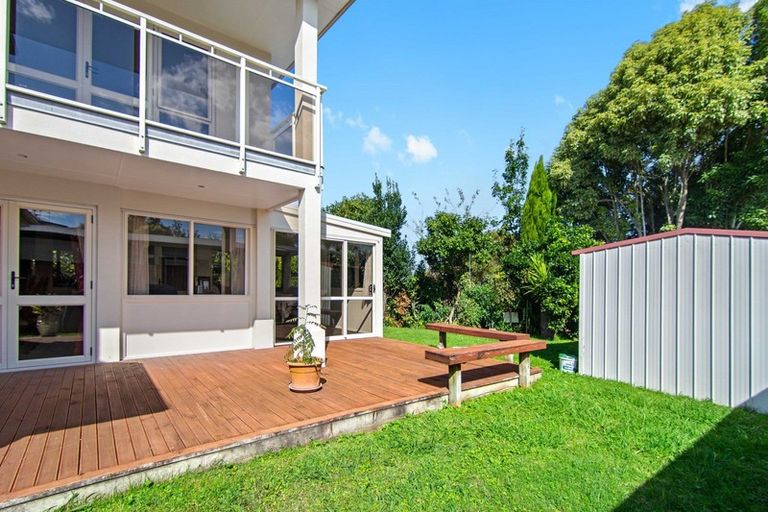 Photo of property in 17 Azure Place, Huntington, Hamilton, 3210