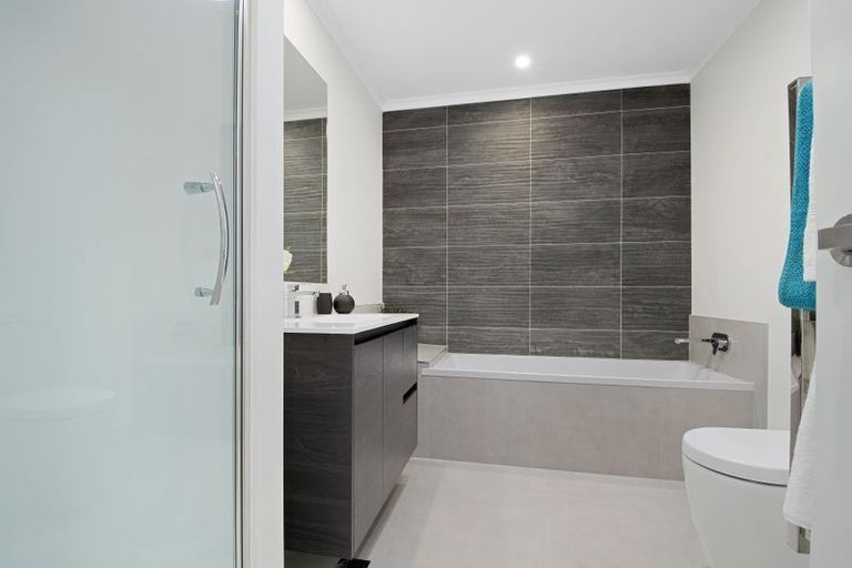 Photo of property in 14 David Carnegie Road, Hobsonville, Auckland, 0616