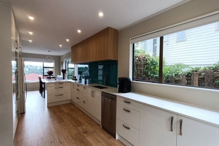 Photo of property in 12 Bosun Terrace, Whitby, Porirua, 5024
