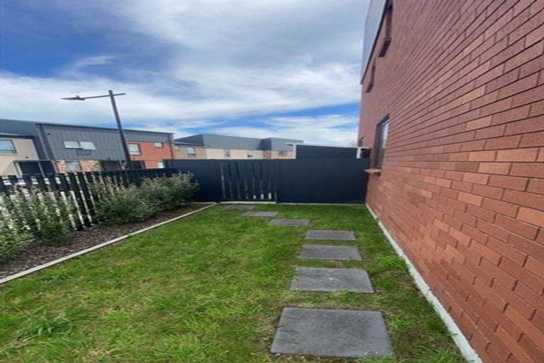 Photo of property in 32 Tuhono Street, Manukau, Auckland, 2104