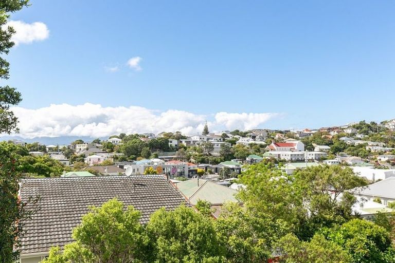 Photo of property in 36 Charlotte Avenue, Brooklyn, Wellington, 6021