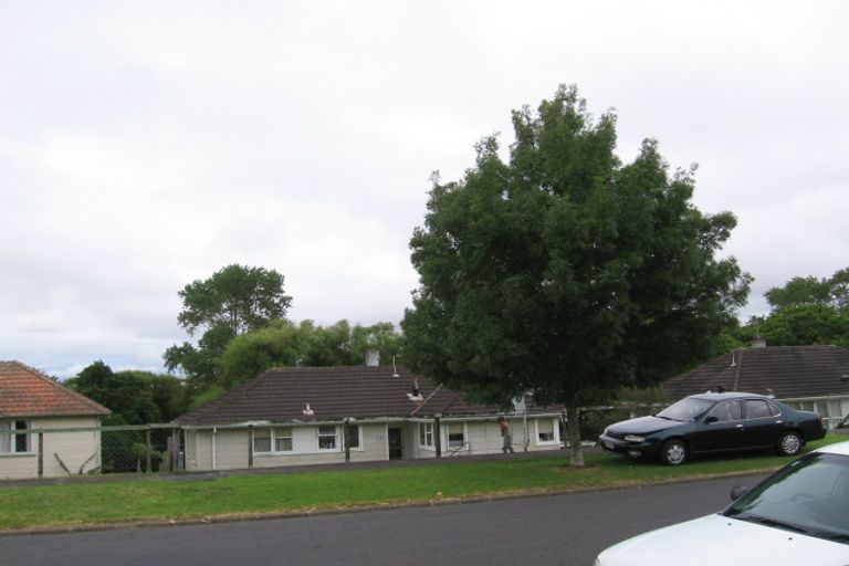 Photo of property in 23 Eastview Road, Glen Innes, Auckland, 1072