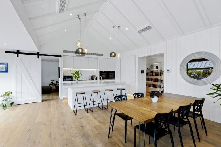 Photo of property in 58 Falconer Rise, Jacks Point, Queenstown, 9371