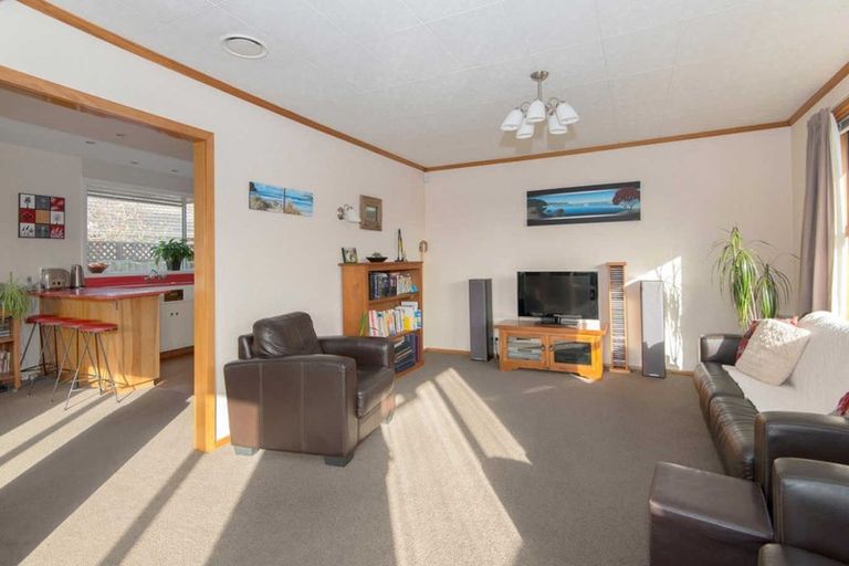 Photo of property in 21 Lochee Road, Upper Riccarton, Christchurch, 8041