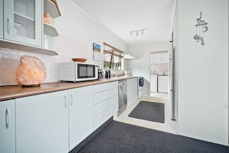 Photo of property in 19e Kenmore Street, Westown, New Plymouth, 4310