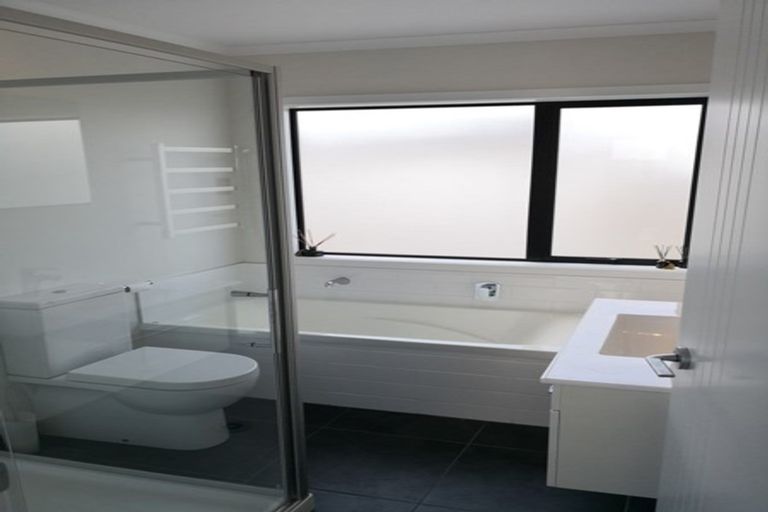 Photo of property in 32 Tennille Street, Flagstaff, Hamilton, 3210