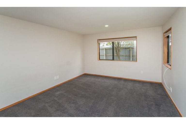 Photo of property in 74b Sinclair Street, New Brighton, Christchurch, 8083
