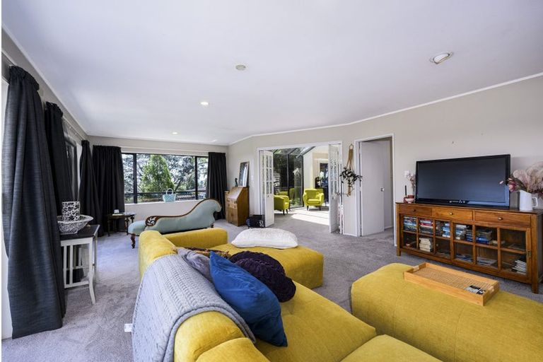 Photo of property in 11d Redwood Crescent, Hurdon, New Plymouth, 4310