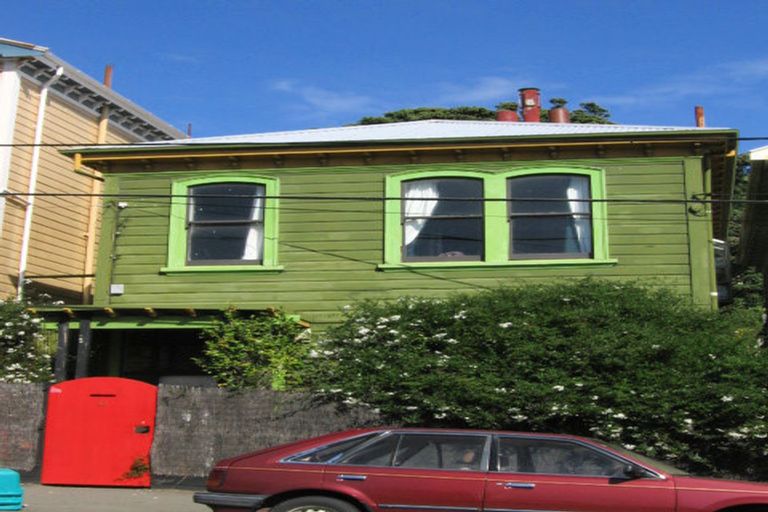 Photo of property in 10 Russell Terrace, Newtown, Wellington, 6021